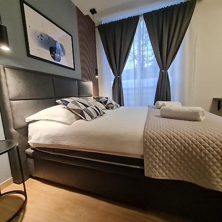 Lux Room 303 ザダル エクステリア 写真